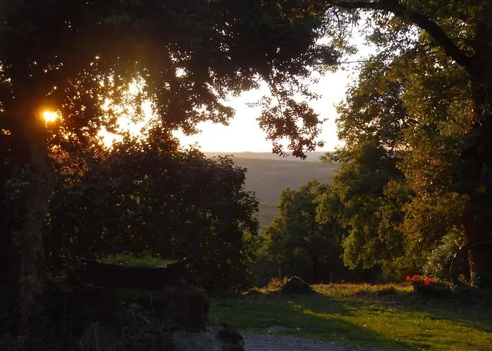 Un Coin De Paradis Avec Vue Exceptionnelle Pour 4 Ou 5 Personnes * Najac